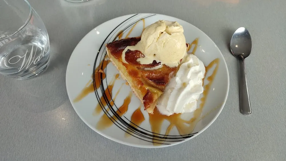 Tarte Aux Pommes Normandd